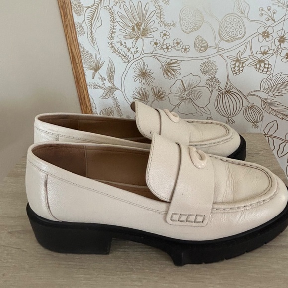 Coach Leah Loafers - Picture 6 of 9